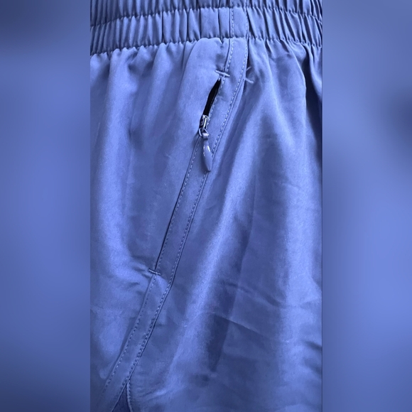 Under ArmourWomen's UA Fly By 3" Shorts - Picture 6 of 10